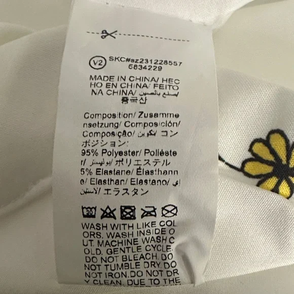 SHEIN White Dress with Colorful Floral Sleeves - Picture 5 of 5